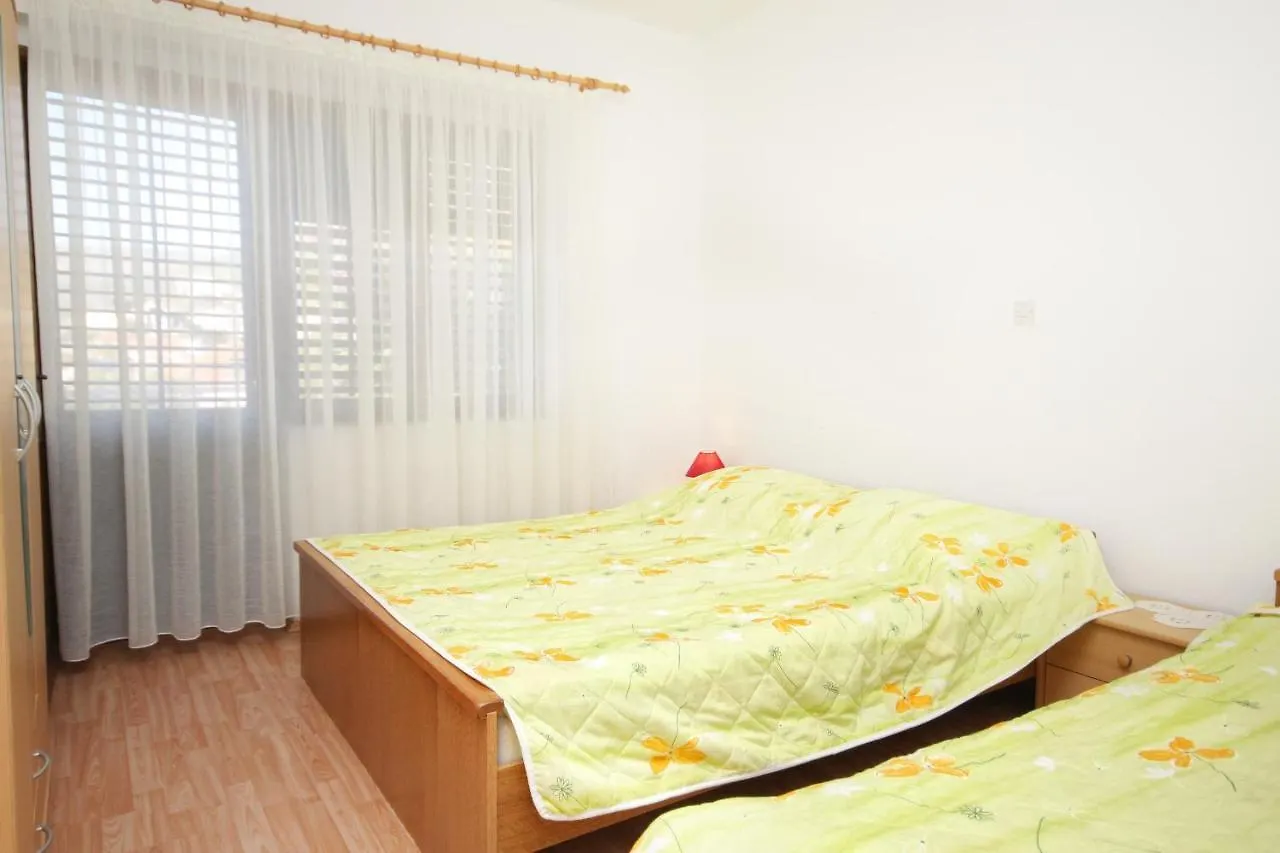 Apartments With A Parking Space Seget Vranjica, Trogir - 5966