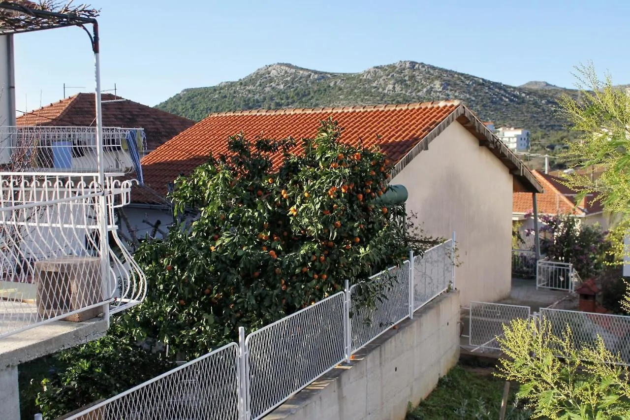 Apartments With A Parking Space Seget Vranjica, Trogir - 5966